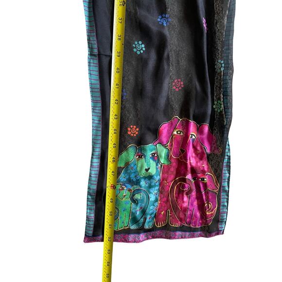 Laurel Burch Silk Novelty Scarf Blossoming Pups Black base color and multicolor - Picture 3 of 7